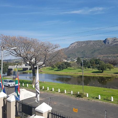 Sunset Boulevard Riverlodge Paarl Εξωτερικό φωτογραφία