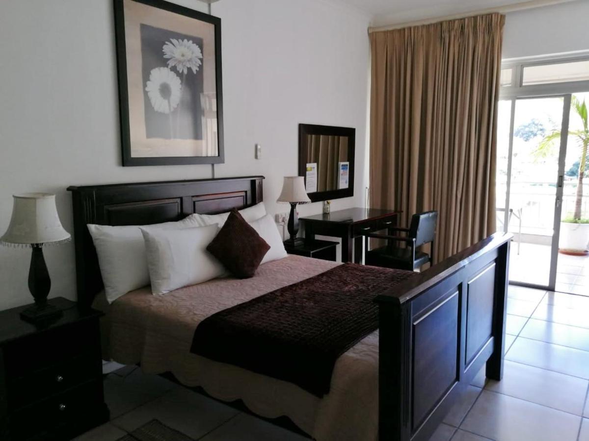Sunset Boulevard Riverlodge Paarl Εξωτερικό φωτογραφία